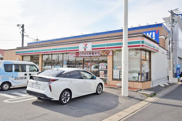 セブンイレブン徳重店