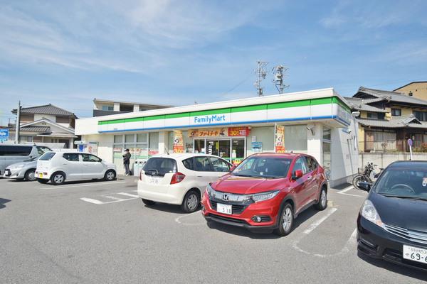 ファミリーマート