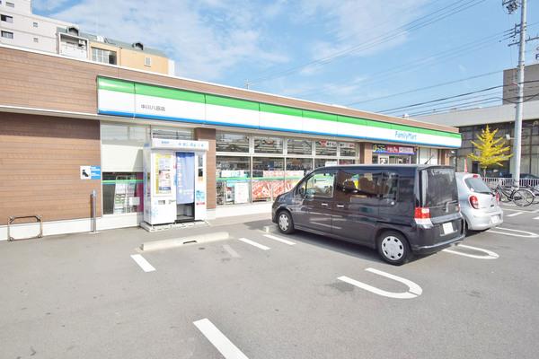 ファミリーマート中川ときわ店：478m