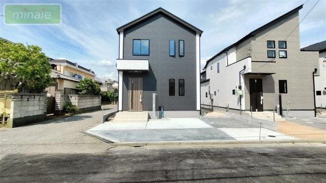 街並みに映える美しい外観デザイン　施工例