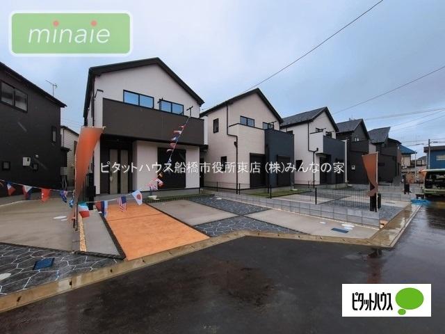 街並みに映える美しい外観デザイン