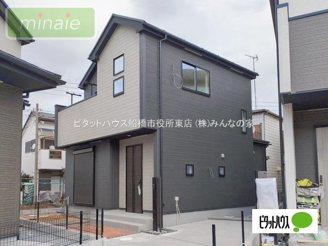 街並みに映える美しい外観デザイン