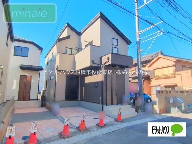 洗練されたデザインが映える外観　