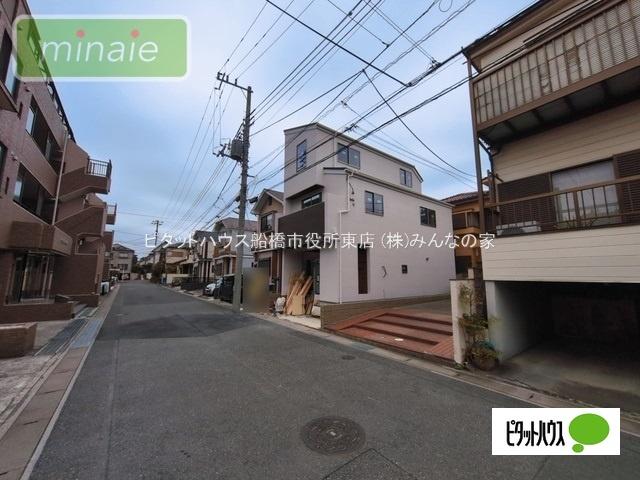 街並みに映える美しい外観デザイン