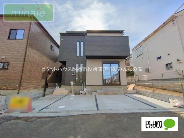 街並みに映える美しい外観デザイン