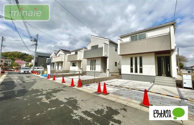 街並みに映える美しい外観デザイン