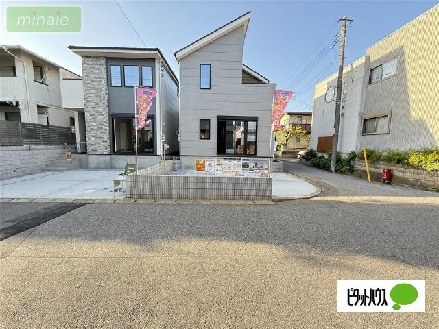 LDK23帖　リビングイン階段　床暖房　吹抜け　牧の原　1号棟 外観