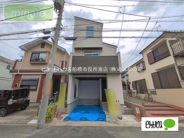 街並みに映える美しい外観デザイン