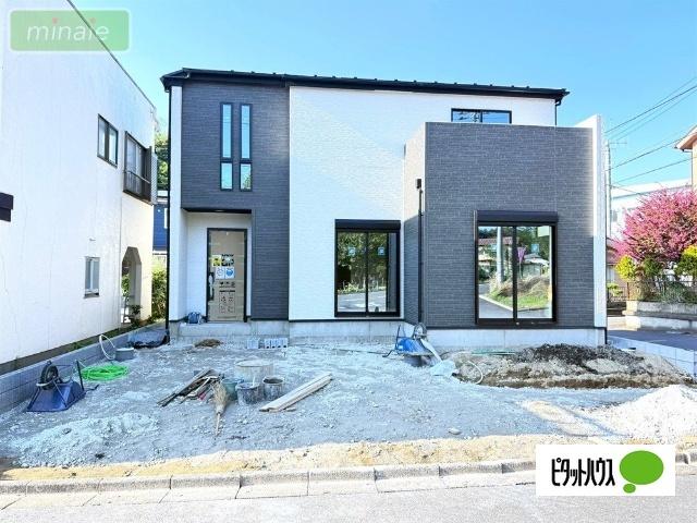 施工例　スタイリッシュな外観です♪　施工例