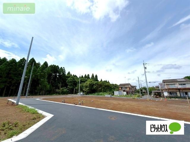 駅12分　小学校10分　駐車2台可　土気町　全12棟　9号棟 外観