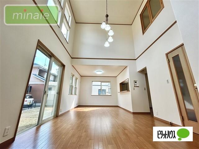 内外装リフォーム〇　再生住宅　み春野 リビング