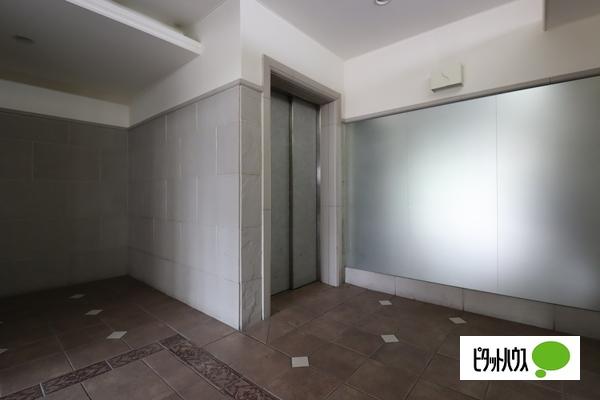 Cozy　Court新栄（701） ロビー