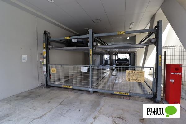 ASレジデンス上前津（206） 駐車場