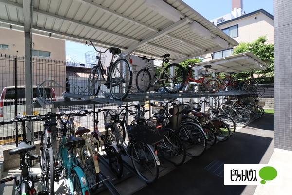 フレールコート東別院（805） 駐車場