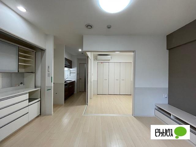 名古屋市中区新栄マンション リビング