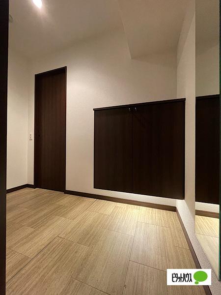 アーデン東別院（808） 玄関