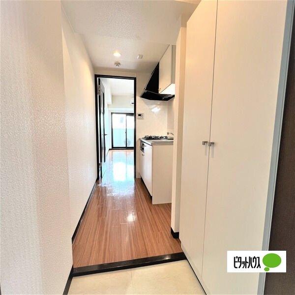 スカイコート葵（305） 玄関