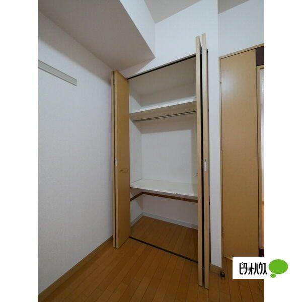 プレサンス名古屋城前（603） 収納