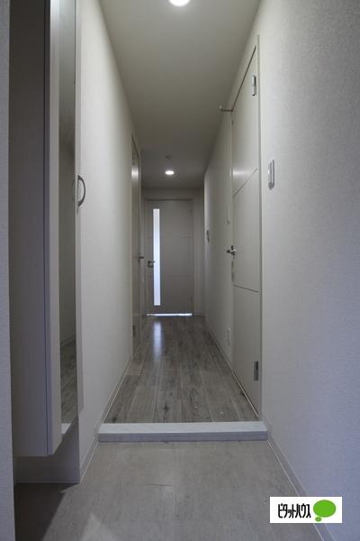 トレヴィ高岳（506） 玄関