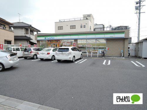 ファミリーマート守山新守西店：528m