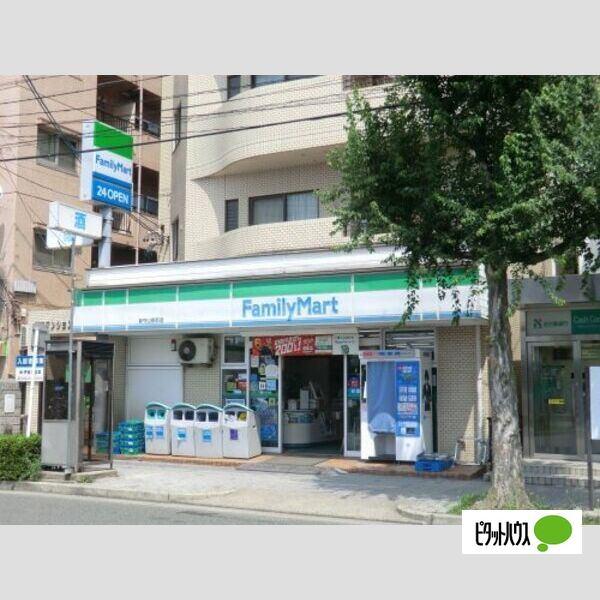 ファミリーマート新守山駅前店：152m
