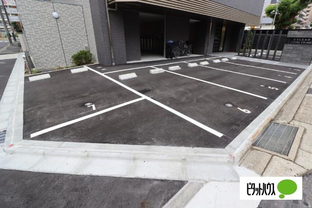 エスリード泉プライム（803） 駐車場