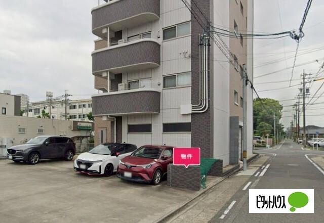 グロウヒルズ新守（203） 駐車場