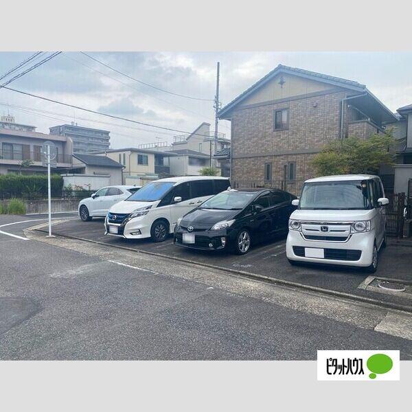 エスポワール（101） 駐車場