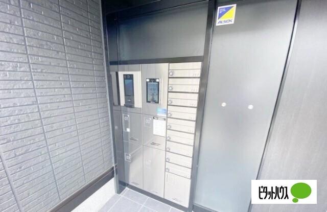 セレスティア藤江町（202） エントランス