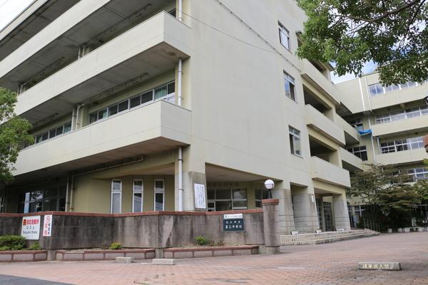 松江市立第三中学校：775m