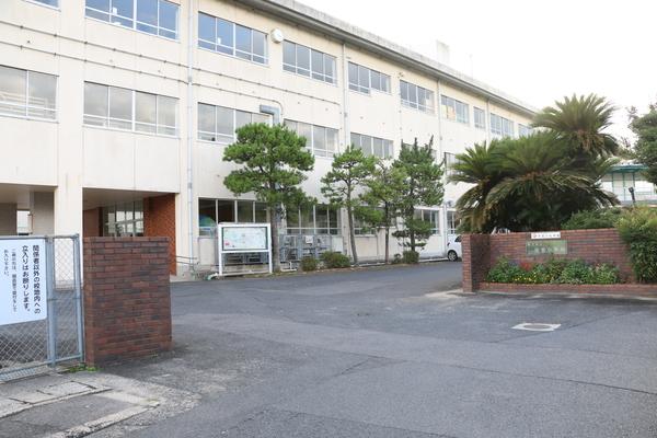 松江市立法吉小学校：1589m