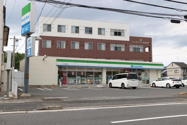 ファミリーマート松江東津田店：78m