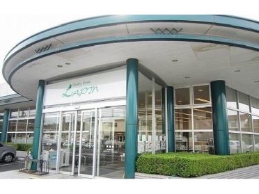 ラパン川津店：2400m