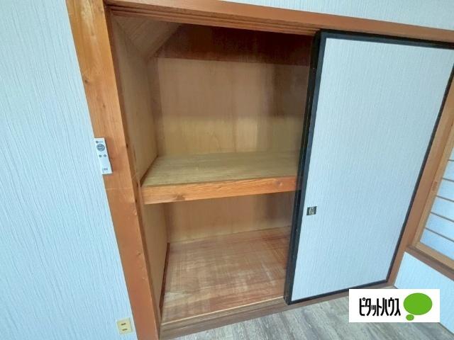 安来S貸家（1） 収納
