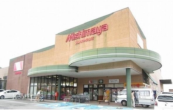 みしまや楽山店：2900m