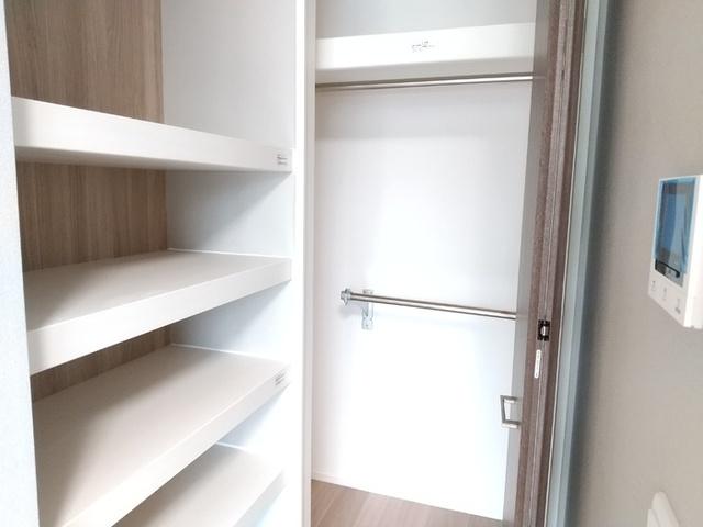 エクセレント東朝日町19（103） 収納