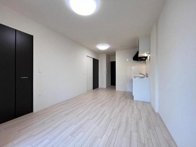 Ｎ・Ｆ−ＢＡＳＥ 部屋画像