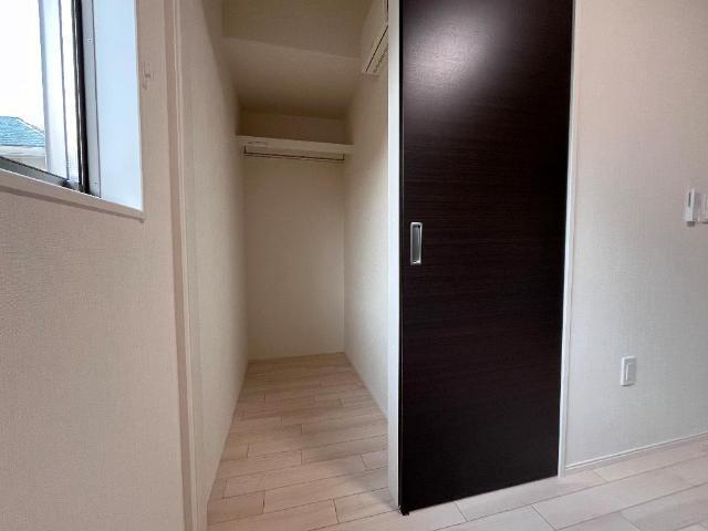 Ｎ・Ｆ−ＢＡＳＥ 部屋画像