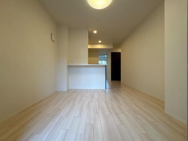 Ｎ・Ｆ−ＢＡＳＥ 部屋画像