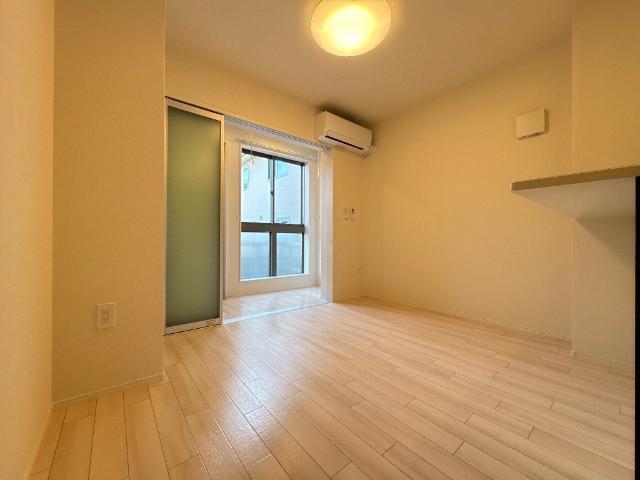 Ｎ・Ｆ−ＢＡＳＥ 部屋画像