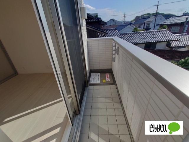 ロイヤルステージ横浜町（202） バルコニー
