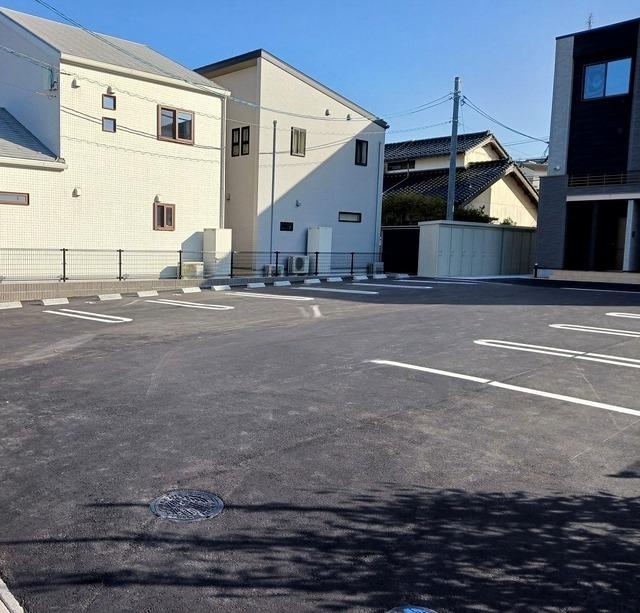 リバーサイドＭ（103） 駐車場