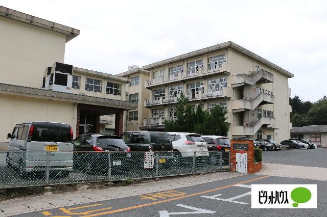 松江市立川津小学校：1382m