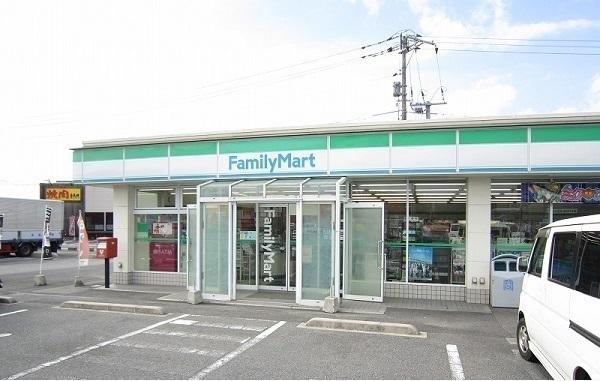 ファミリーマート東出雲IC店：900m
