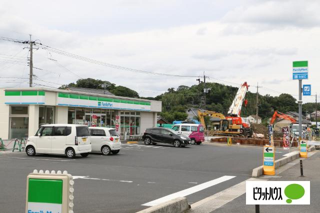 ファミリーマート松江西浜佐陀店：740m