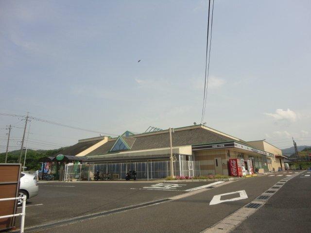 Aコープたまゆ店：293m