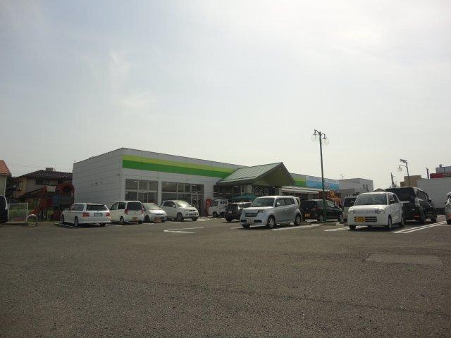シンコー玉湯店：271m