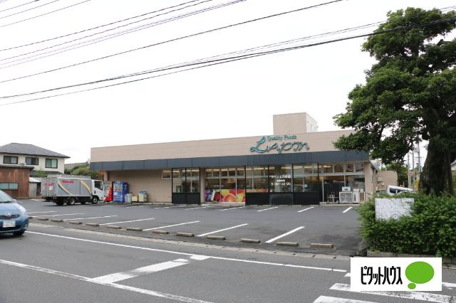 ラパン上乃木店：680m