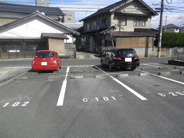 パルクヴェール　C棟（202） 駐車場