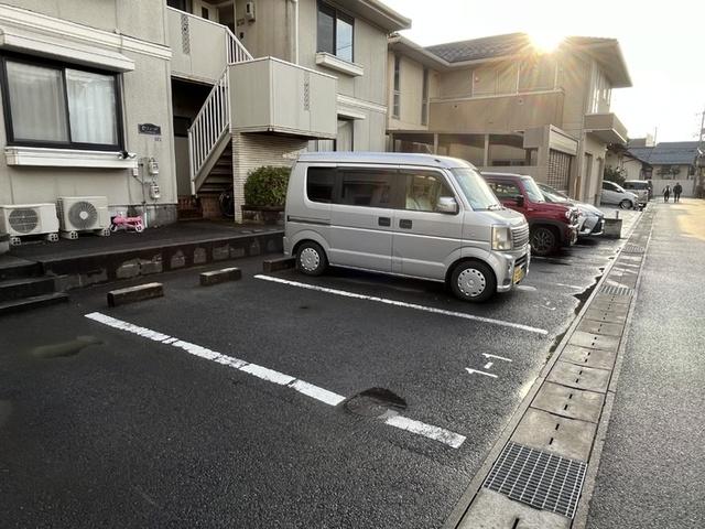 セジュール･アイ（102） 駐車場